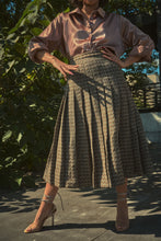 Load image into Gallery viewer, Vintage Gucci Skirt